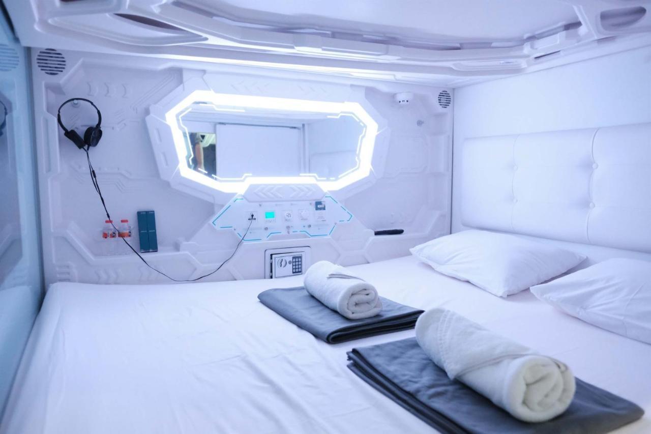 Hotel Shakti Capsule บันดุง ภายนอก รูปภาพ